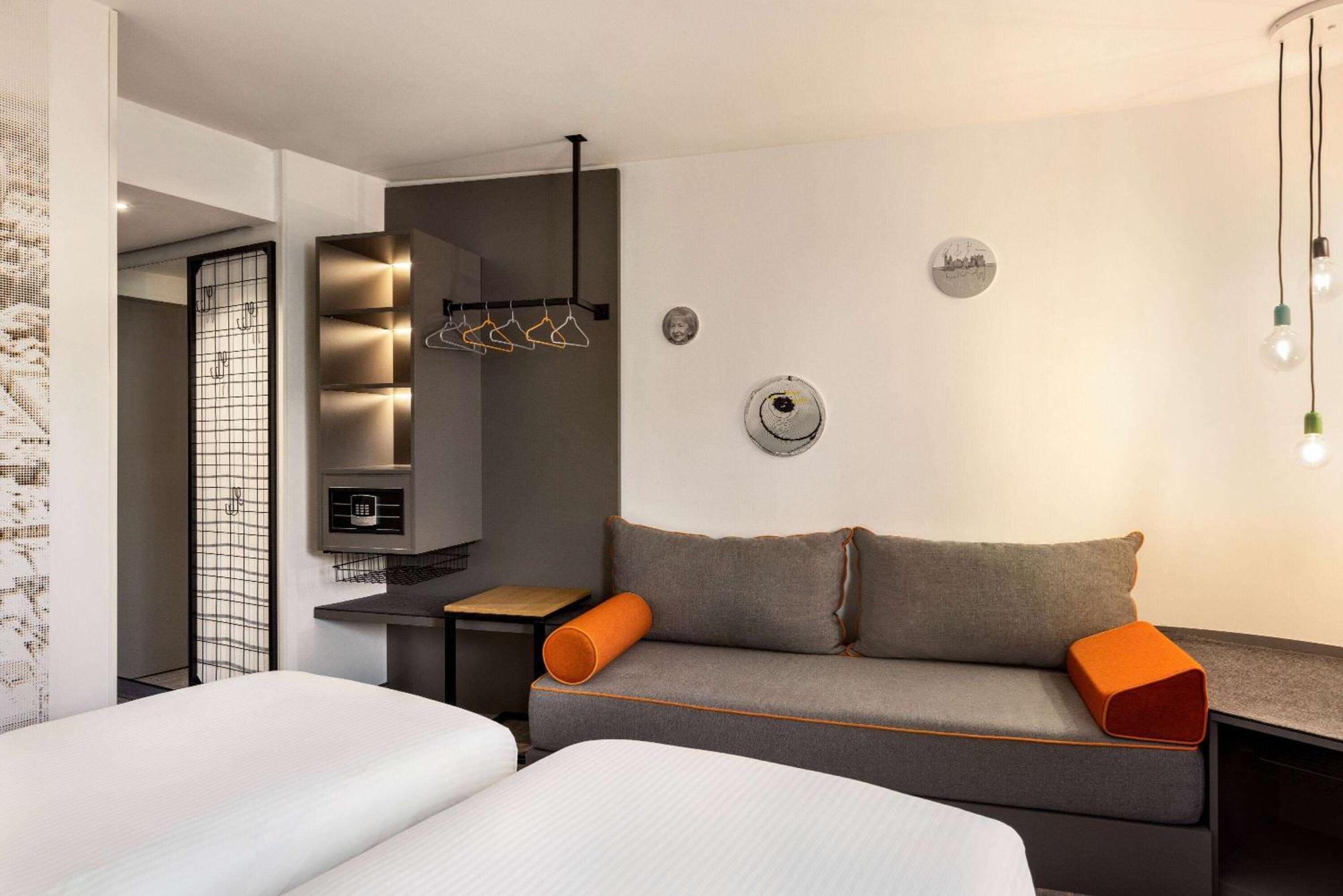 Vienna House Easy By Wyndham Cracow Hotel Krakow Exterior photo